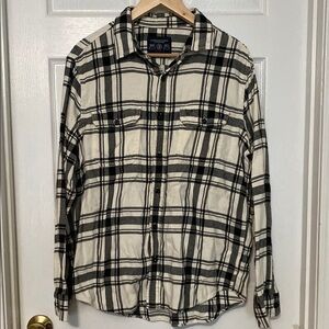 American Eagle Outfitters Black and White Plaid Shirt